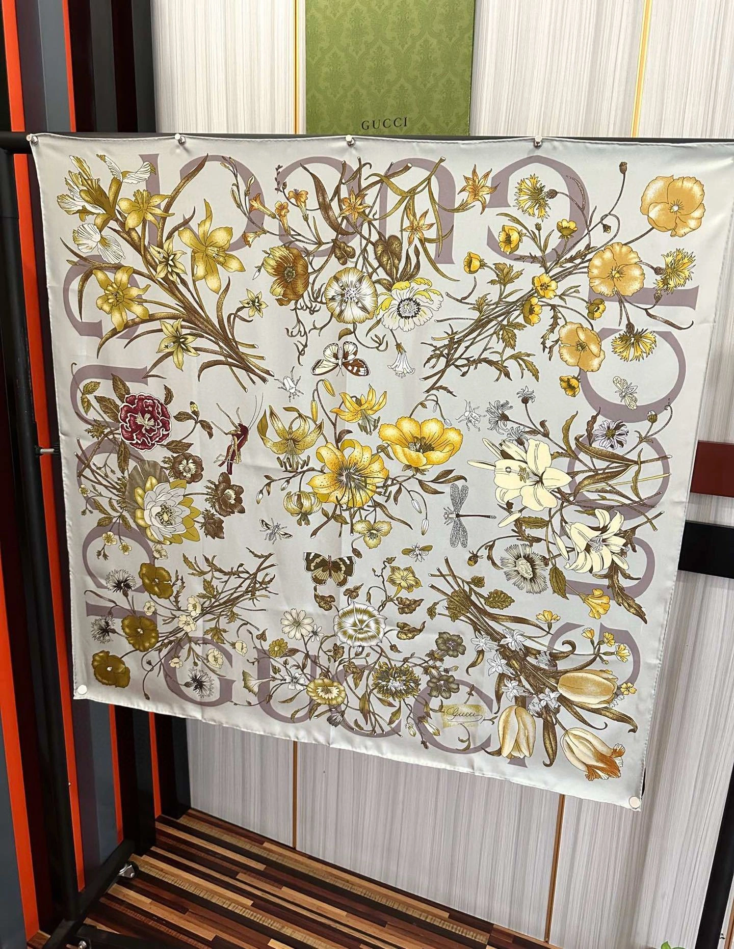 HD--6u33i Real silk 3colour item:E-S132I0353-3H