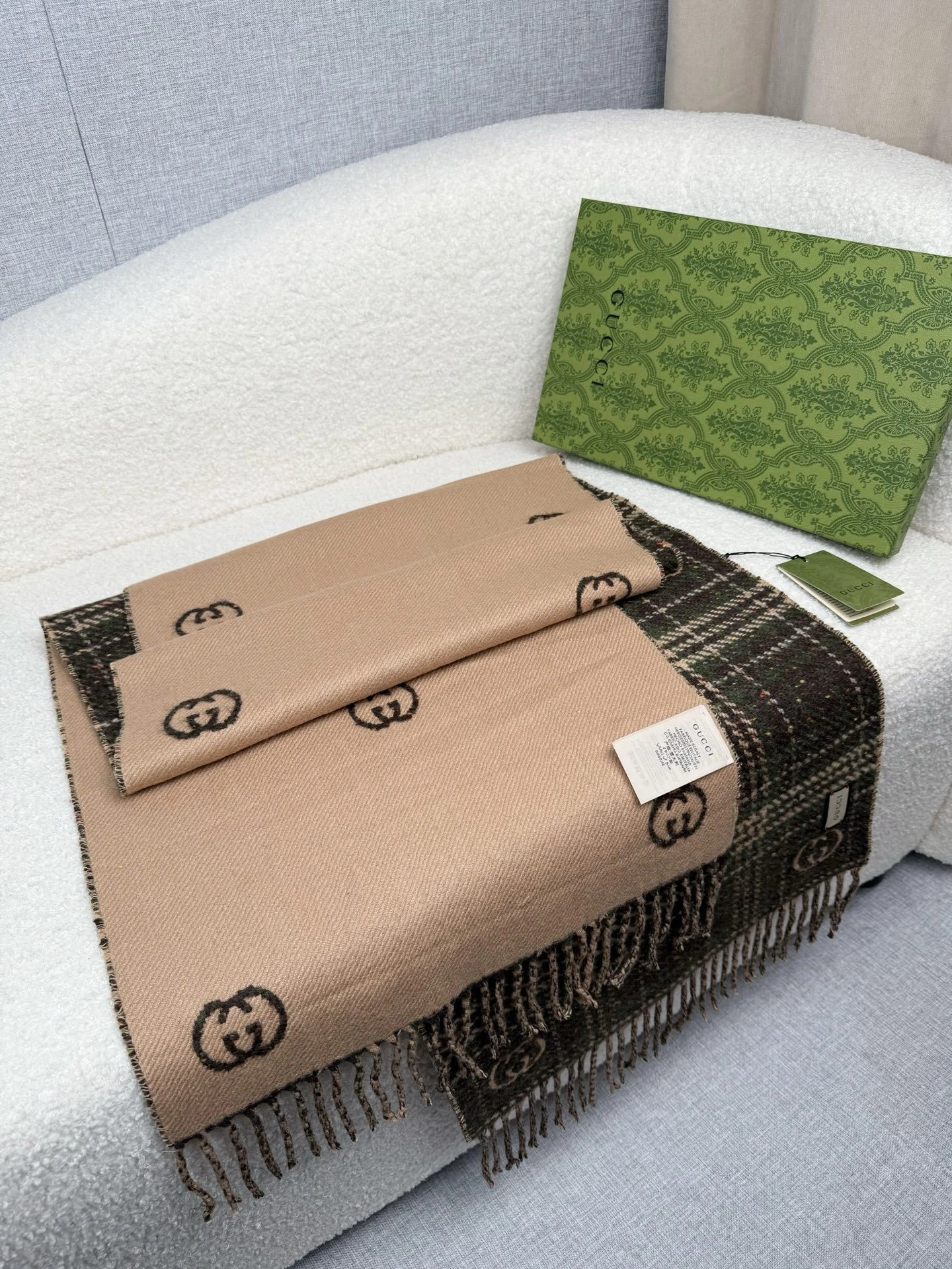 HD--6u33i Wool item:E-S132I2716H