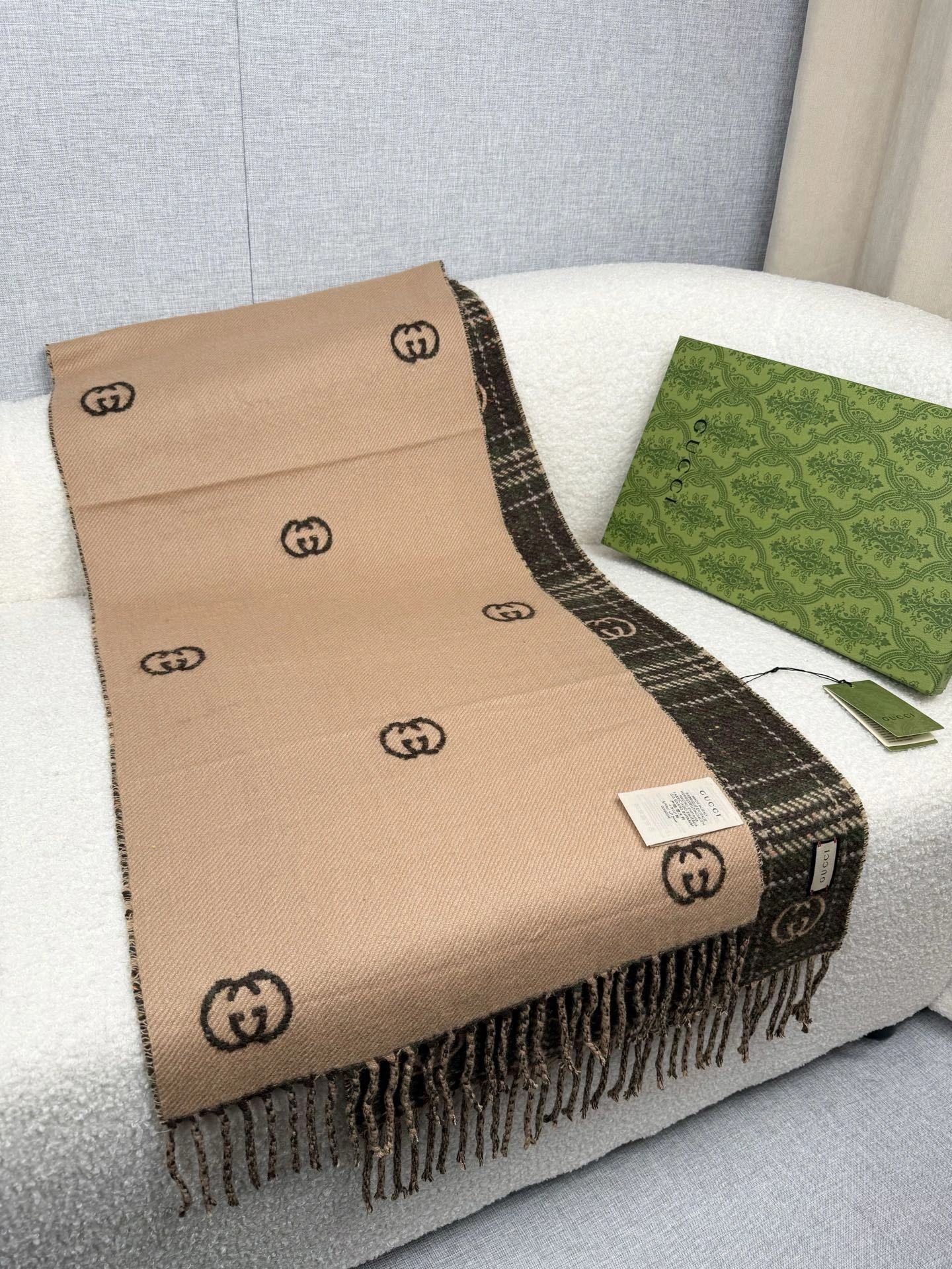 HD--6u33i Wool item:E-S132I2716H