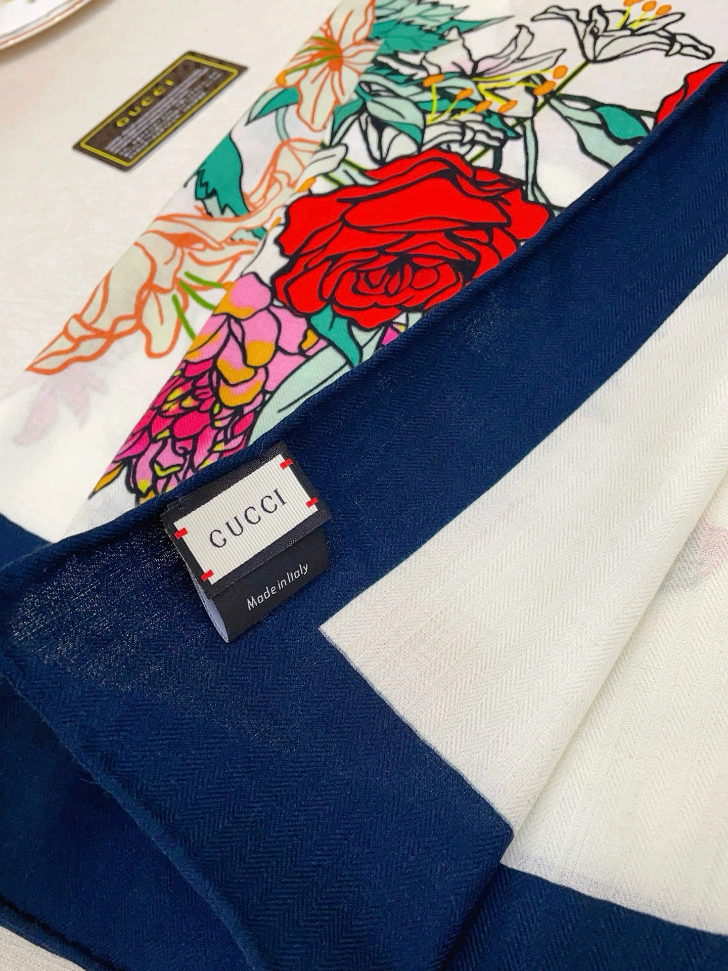 HD--6u33i cashmere 2Colour item : E-S132K1227-2H