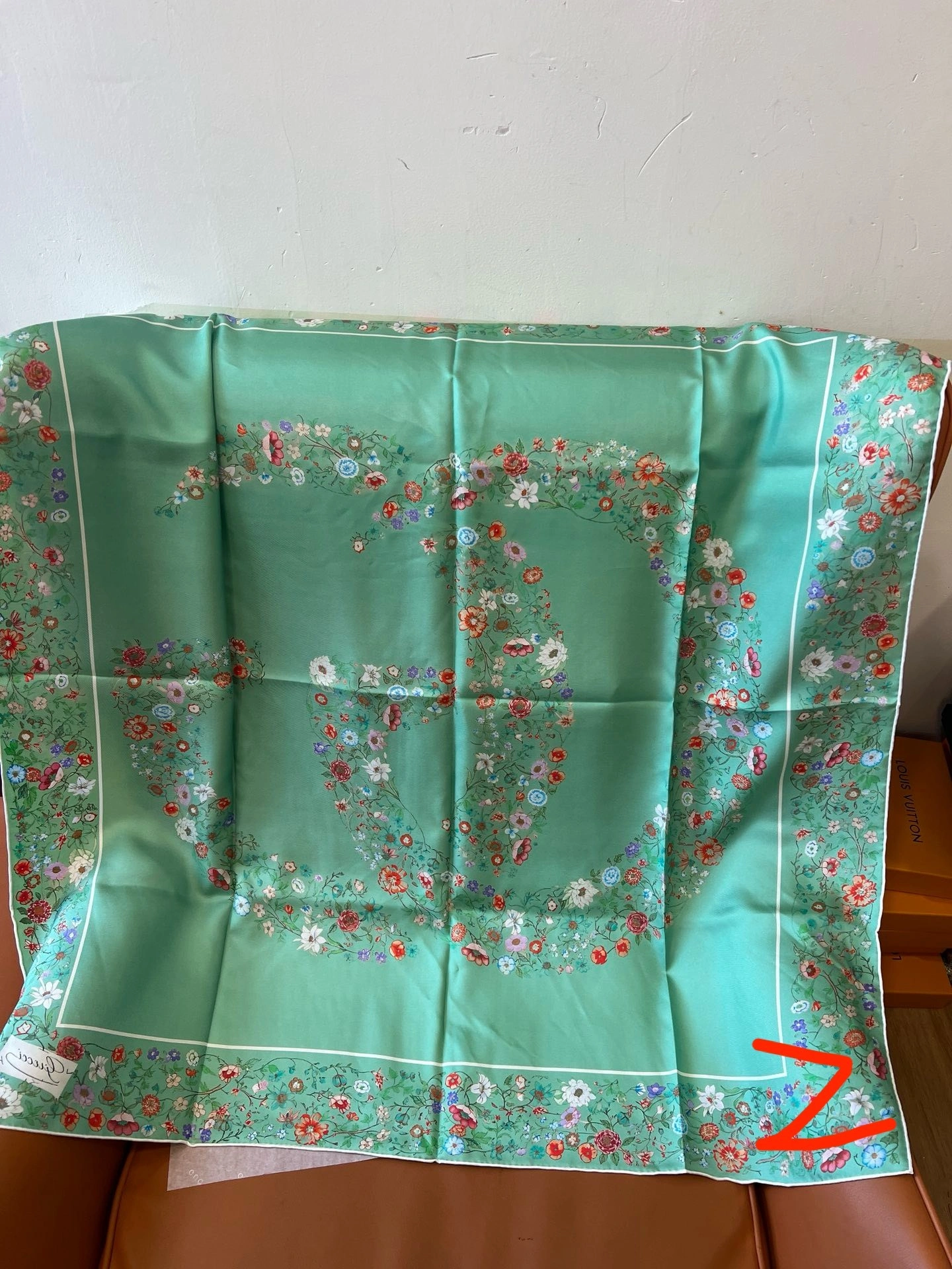 HD--6u33i mulberry silk 4colour item:E-S132I0102-4H
