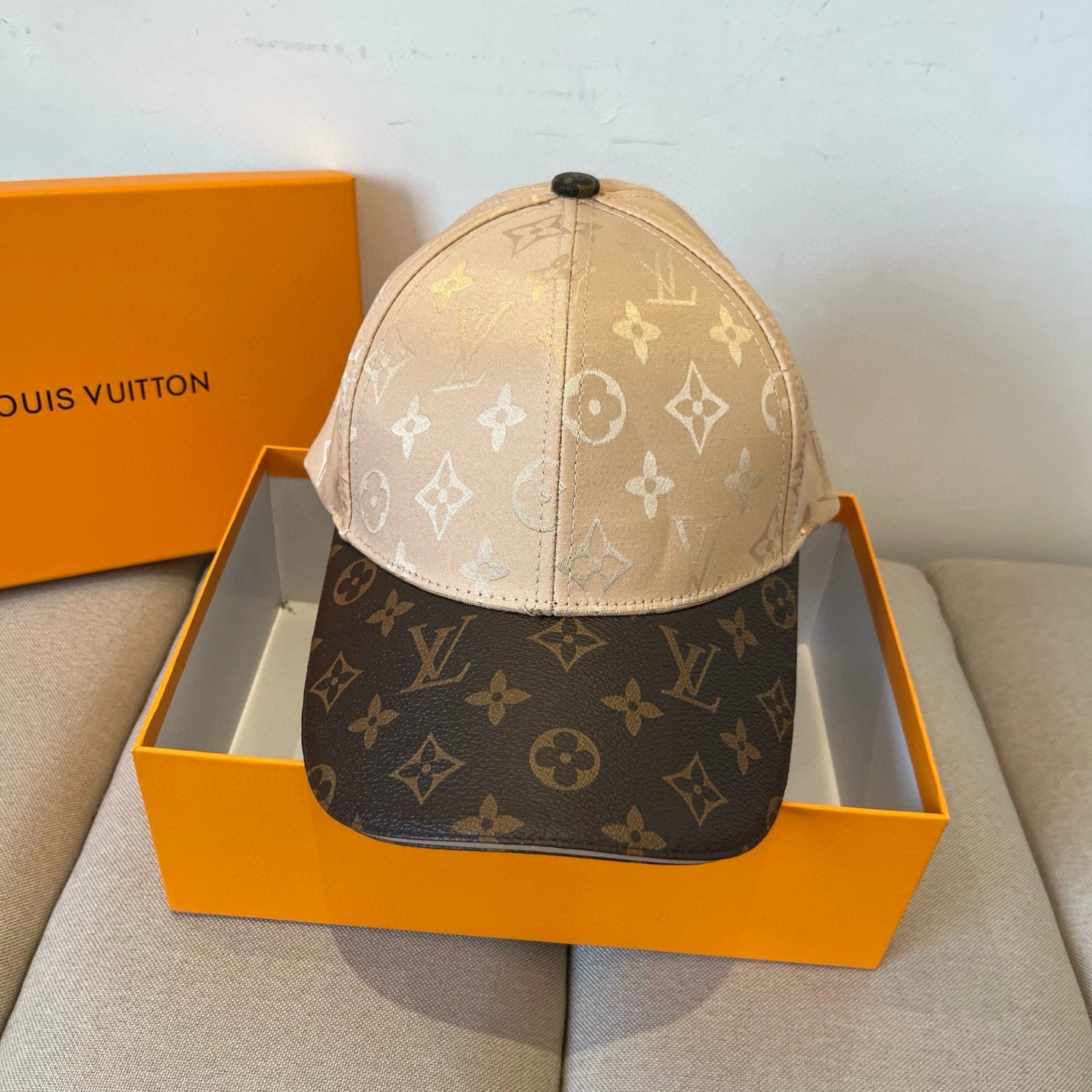 HD--8V 2Colour item:E-S132J0399-2H