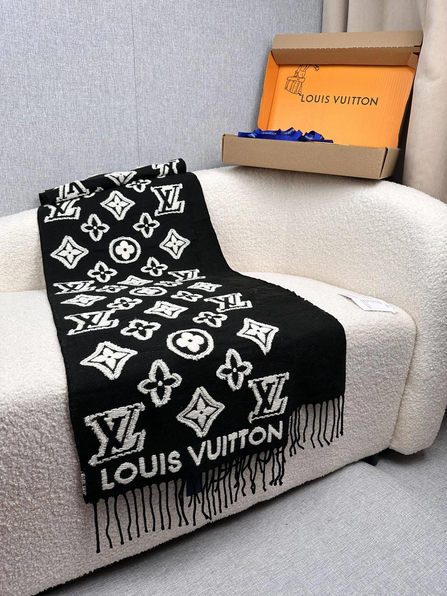HD--8V 3DMonogram wool cashmere mulberry silk 3colour item:E-S132K2862-3H