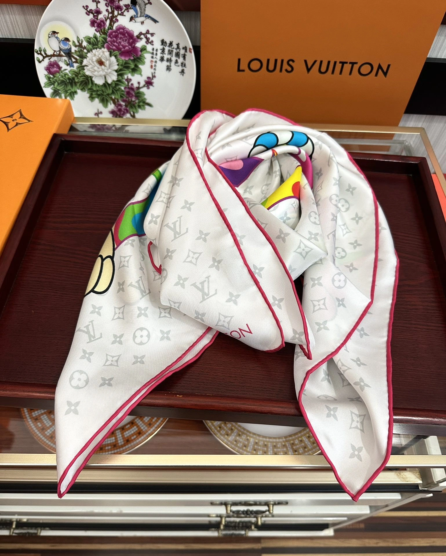 HD--8V Real silk 2colour item:E-S132I0974-2H