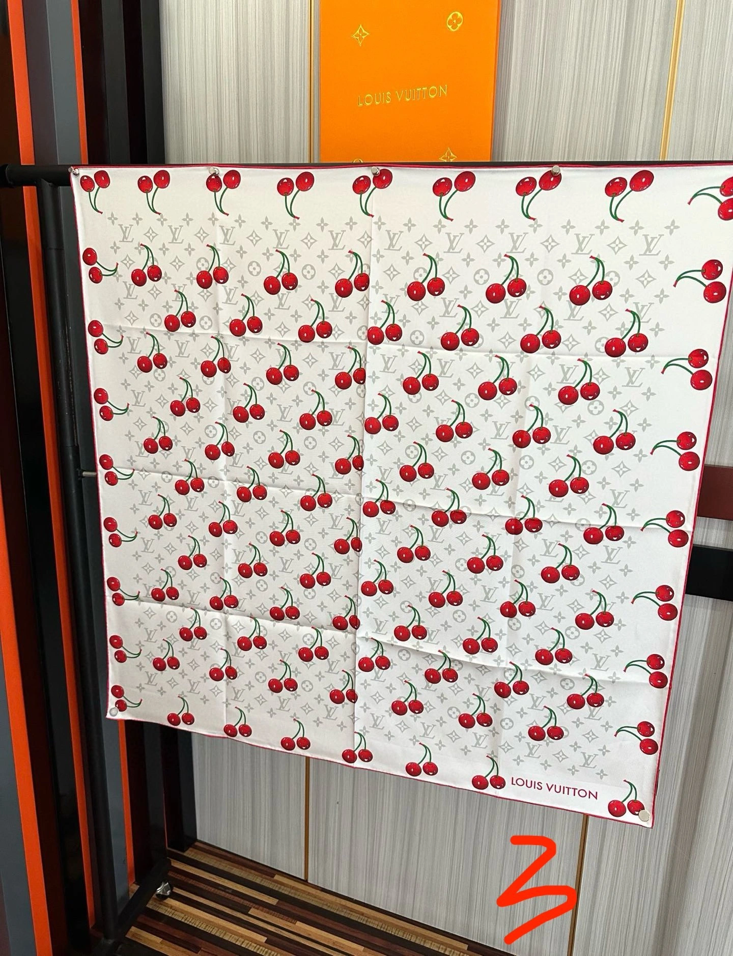 HD--8V Real silk 3colour item:E-S132I0328-3H
