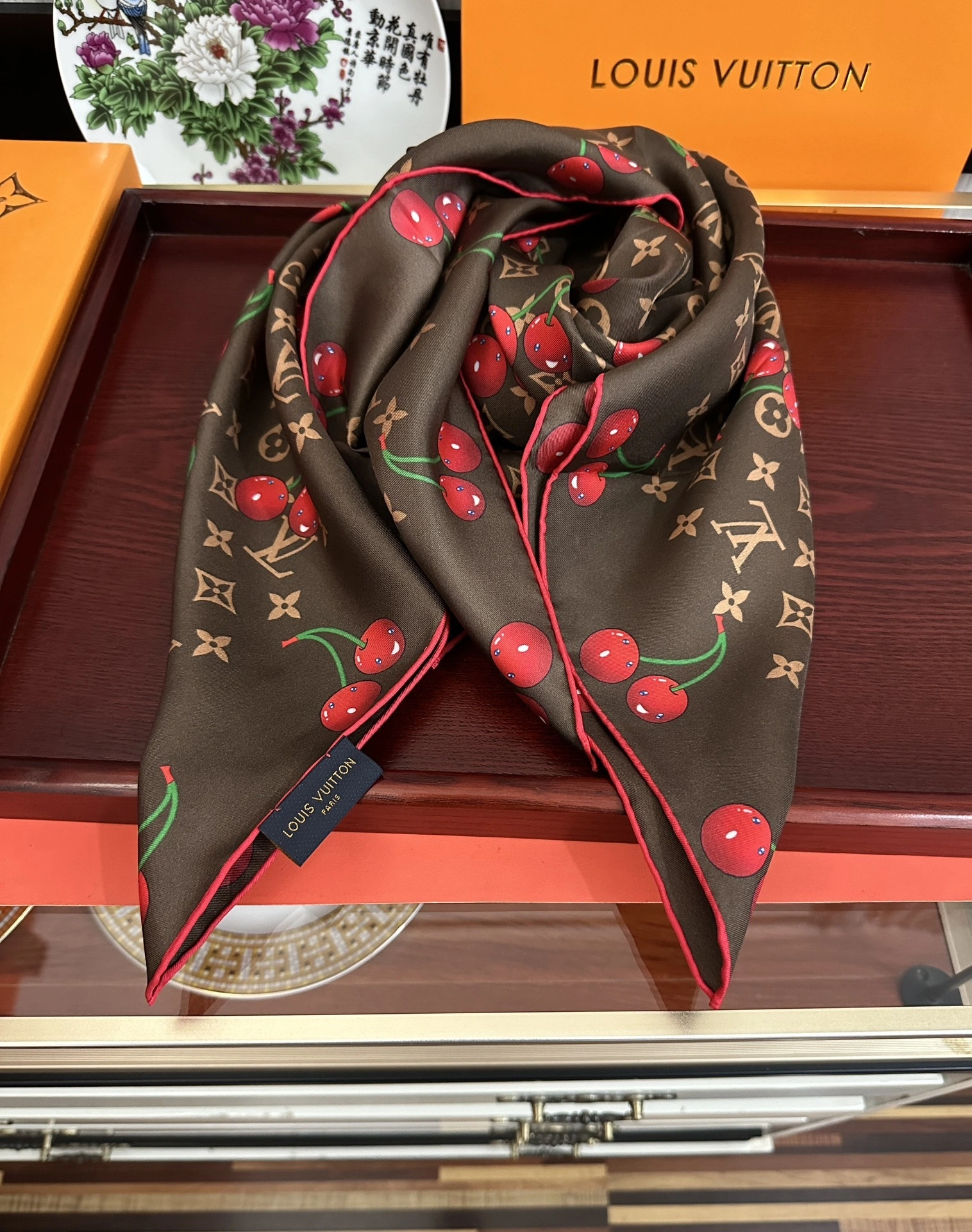 HD--8V Real silk 3colour item:E-S132I0328-3H