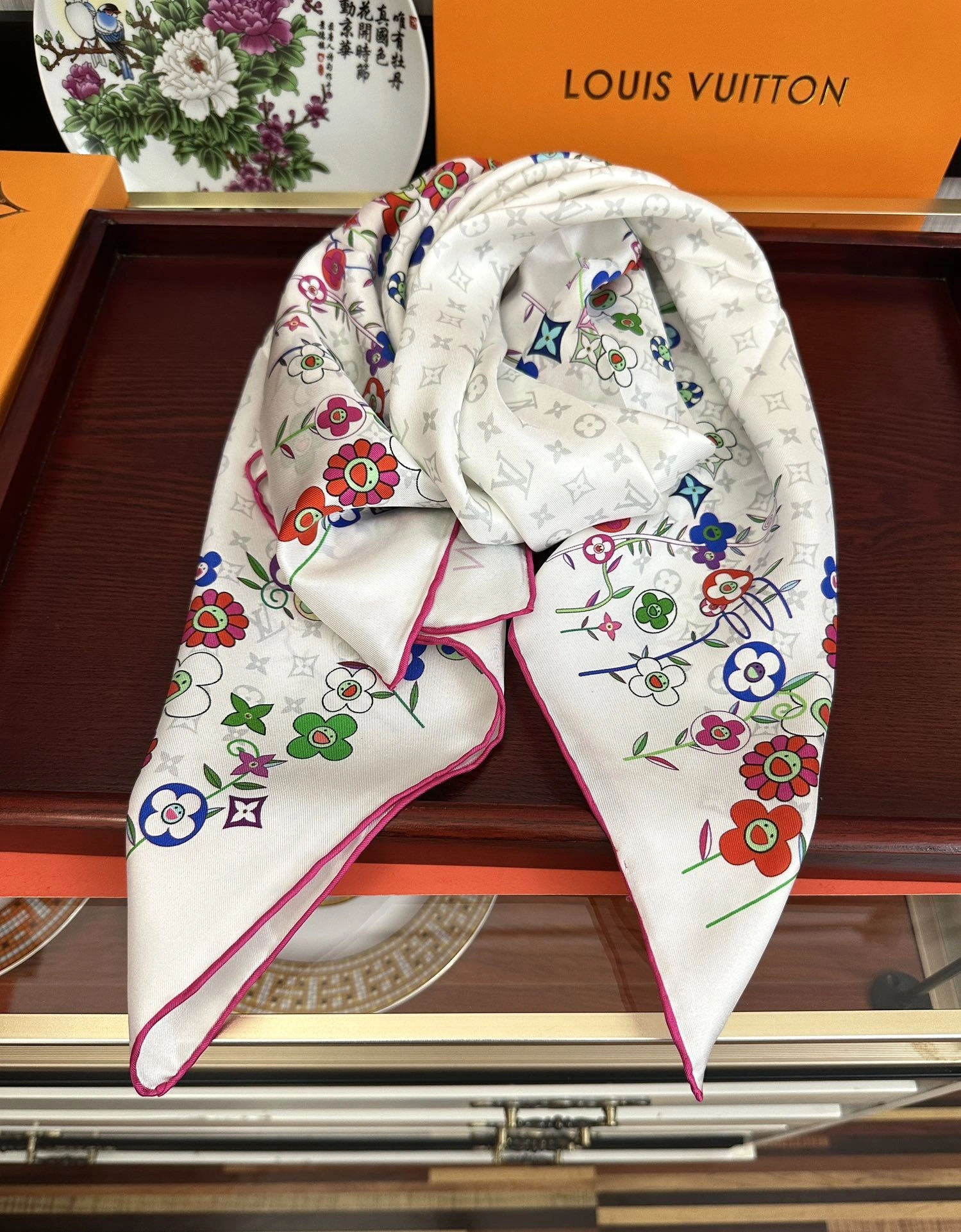 HD--8V mulberry silk item:E-S132I0326H