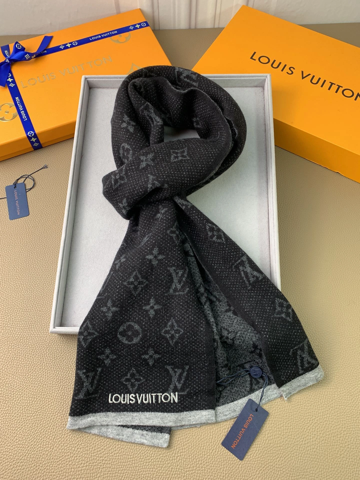 HD--8V wool 2colour item:E-S132I1015-2