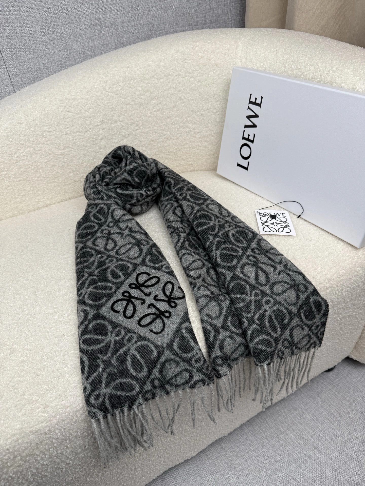 HD--8o5w5 embroidery 3colour item:E-S132I0972-3H