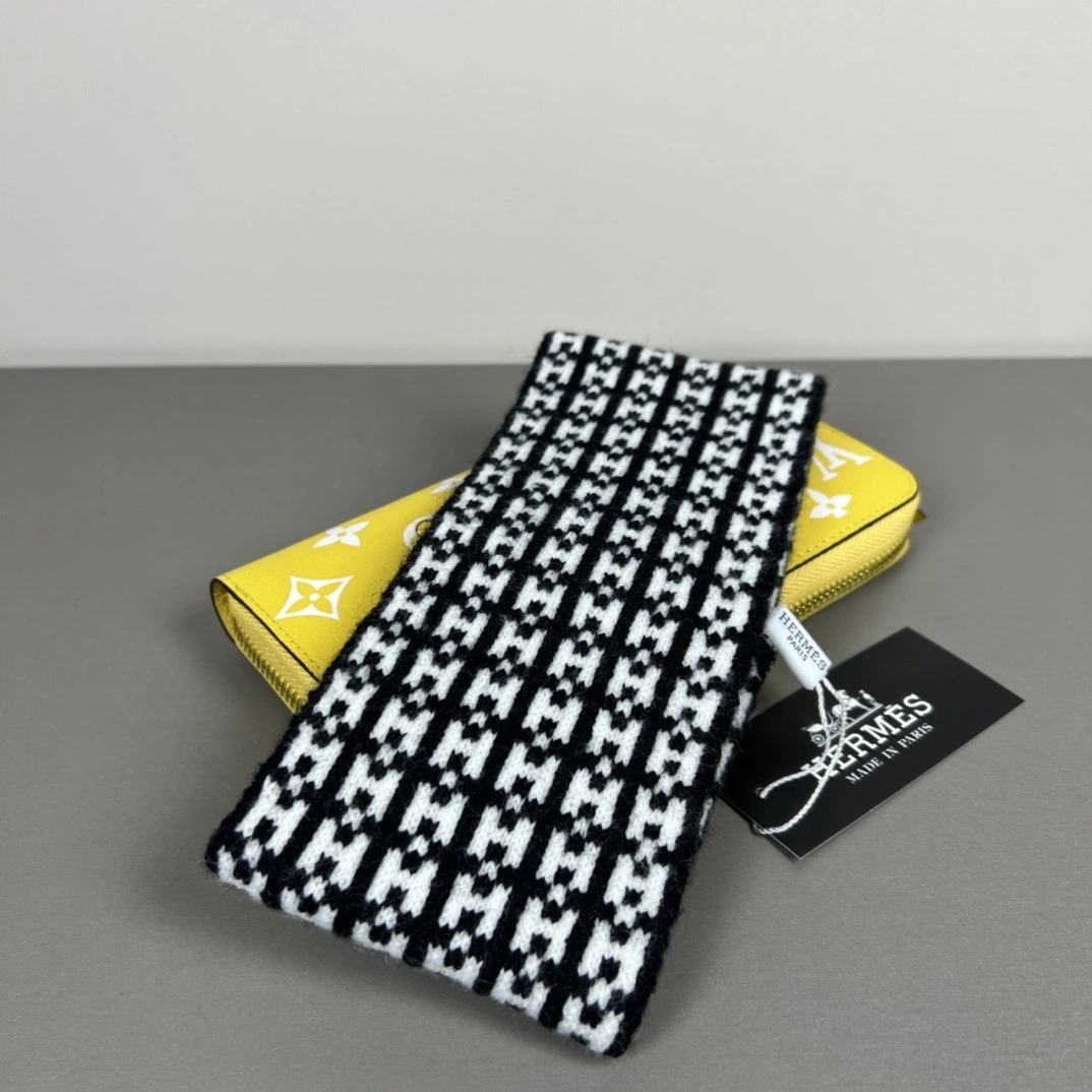 HD--H5r75s 2colour item:E-S132D2820-2