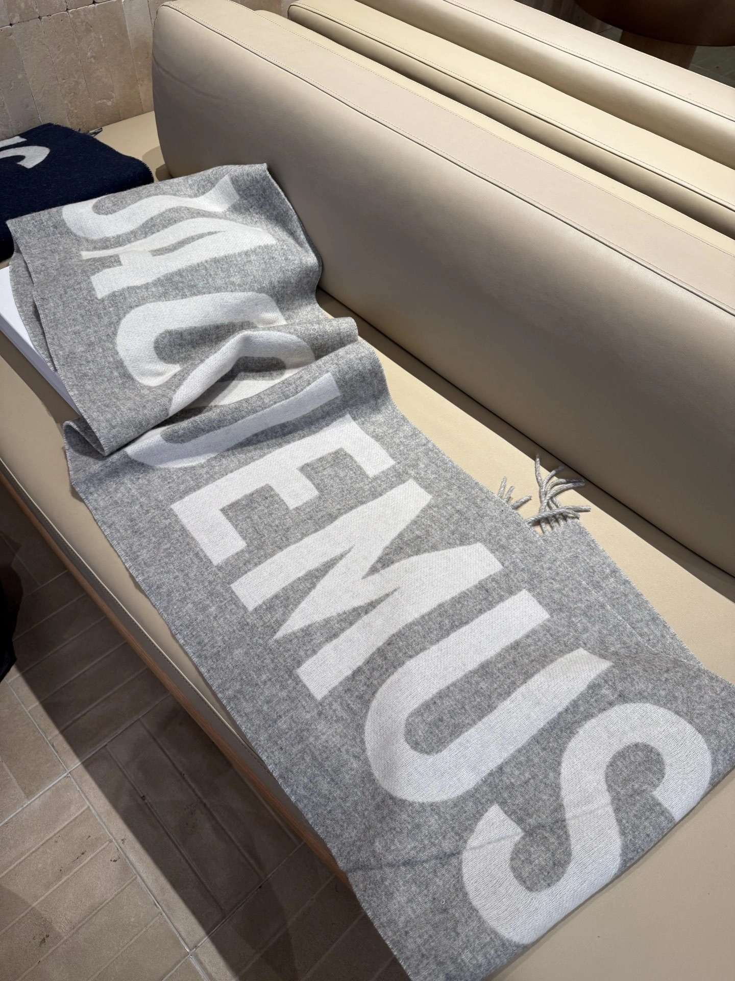 HD--Other brands cashmere 4Colour item : E-S132K1229-4H
