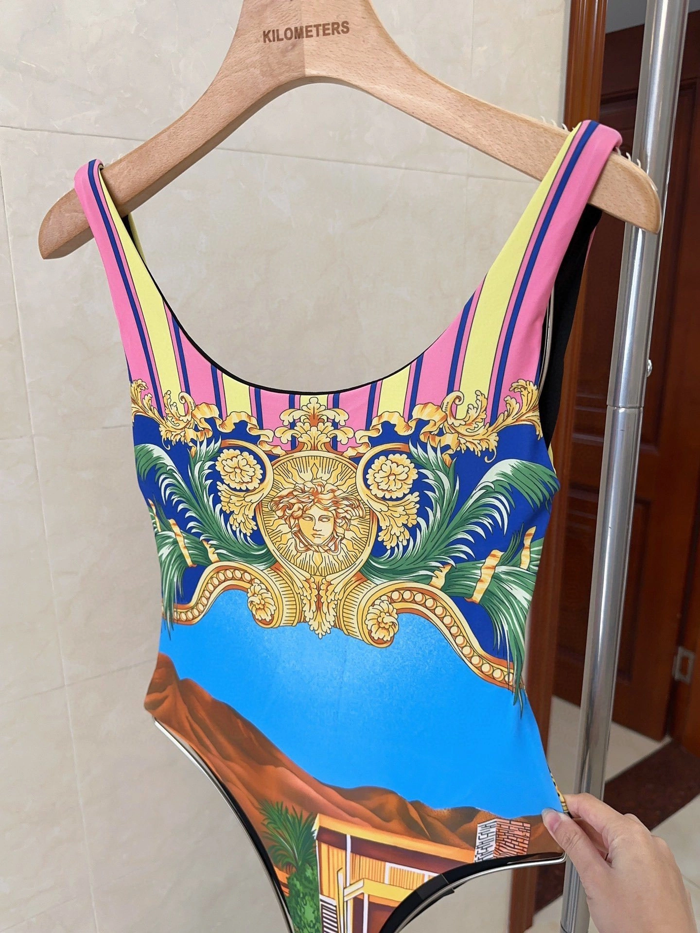 HD--V5rs135 item:D-S132F1418