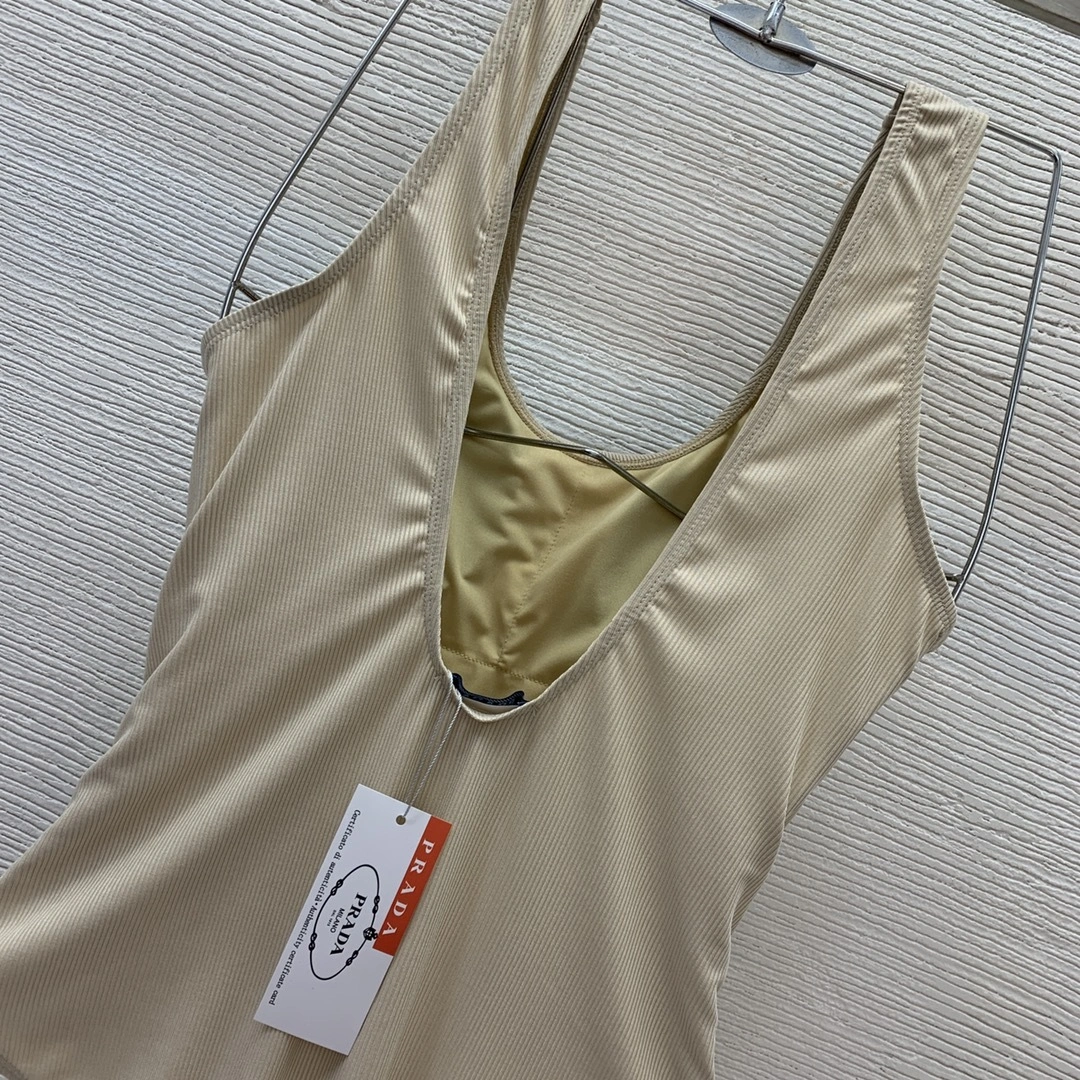 HD-logo U pr141 item:D-F044C0177
