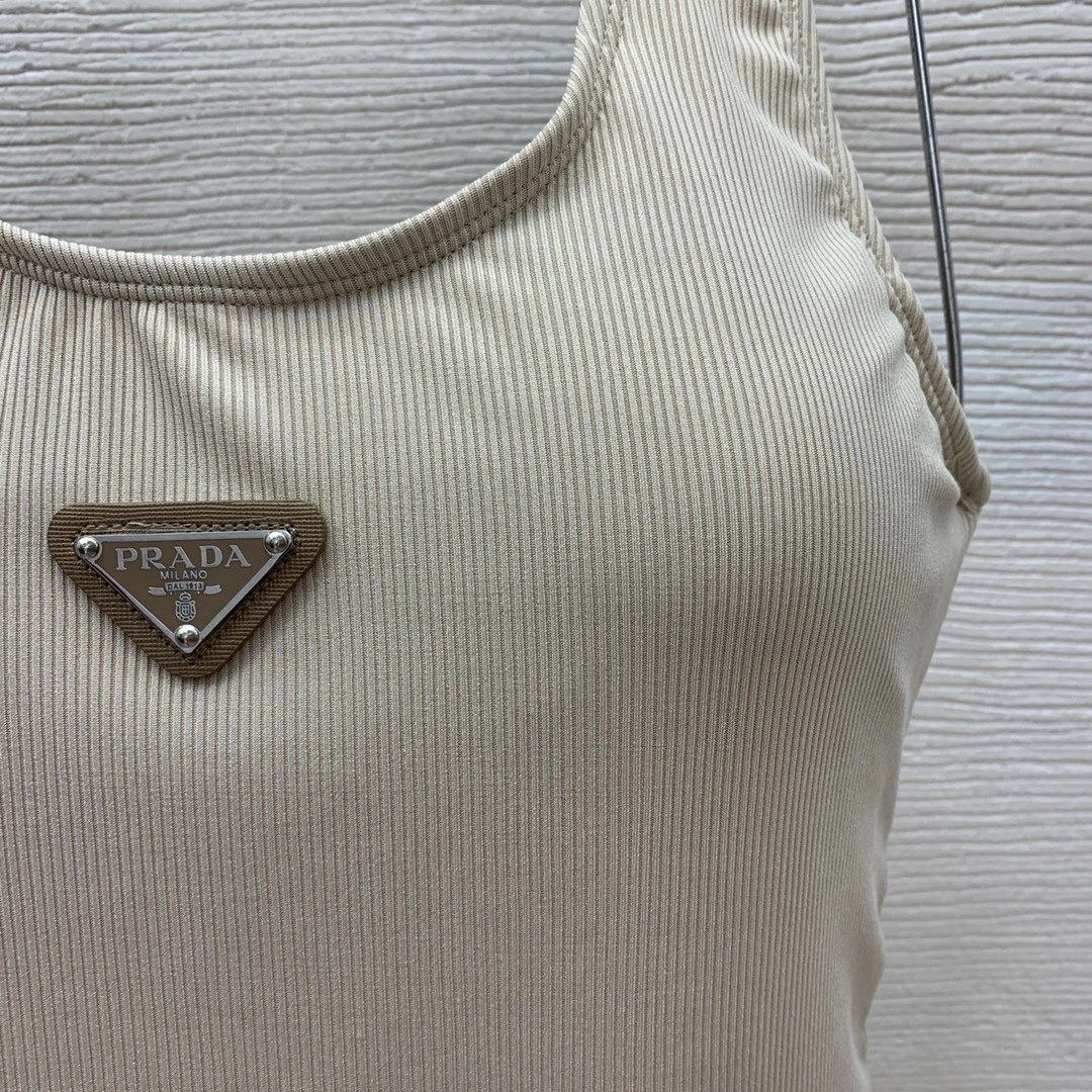 HD-logo U pr141 item:D-F044C0177