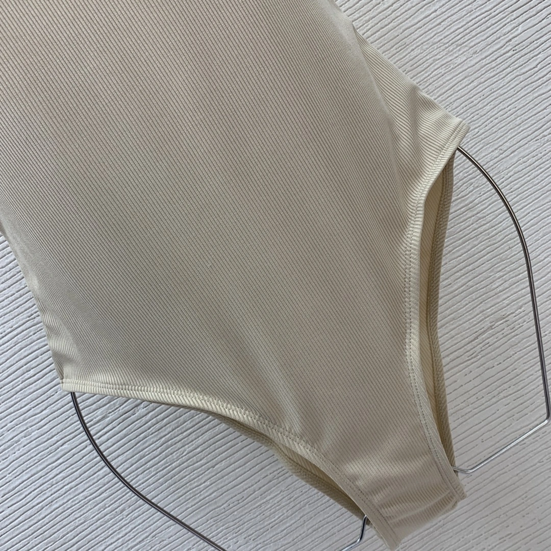 HD-logo U pr141 item:D-F044C0177