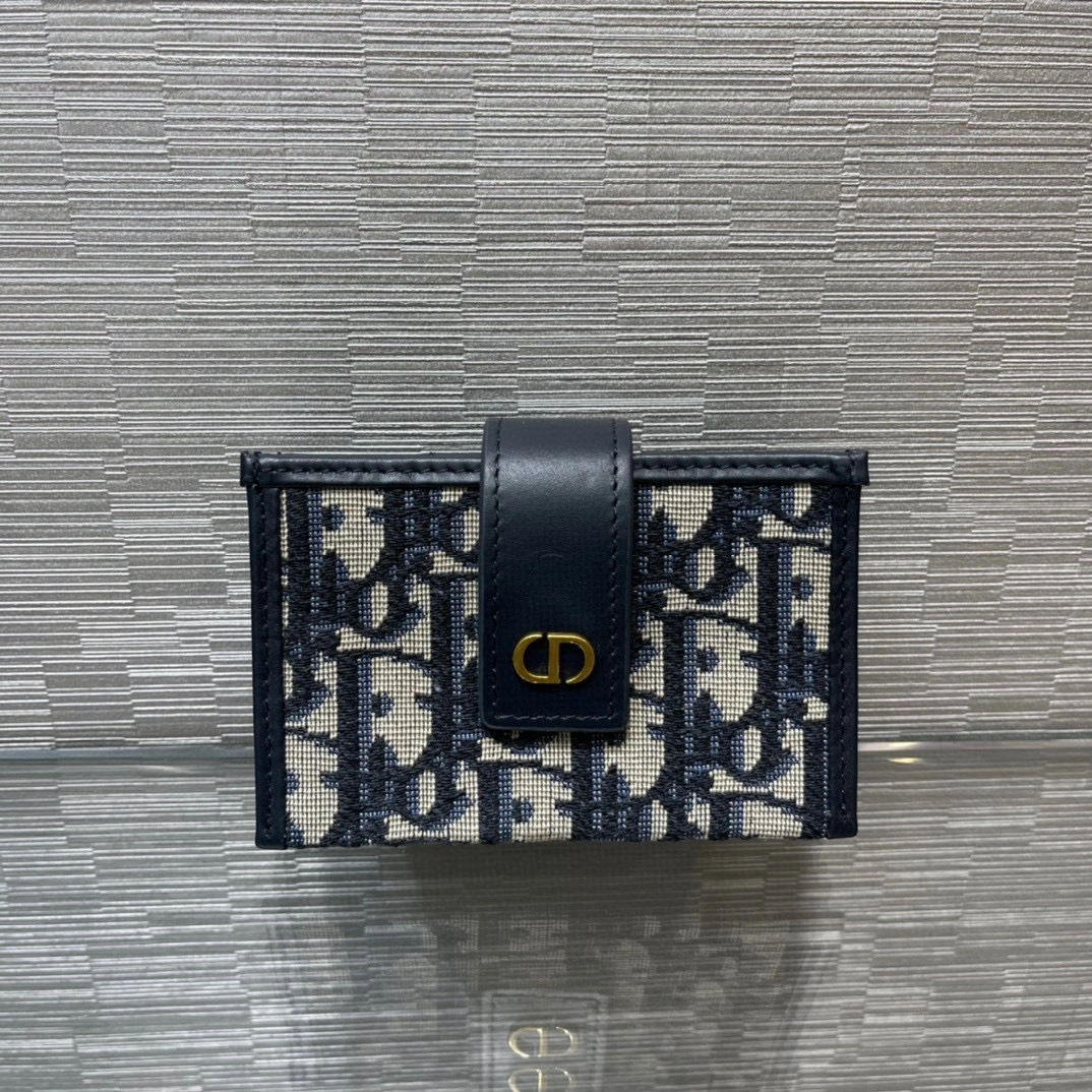 &Item: A-B063H6284