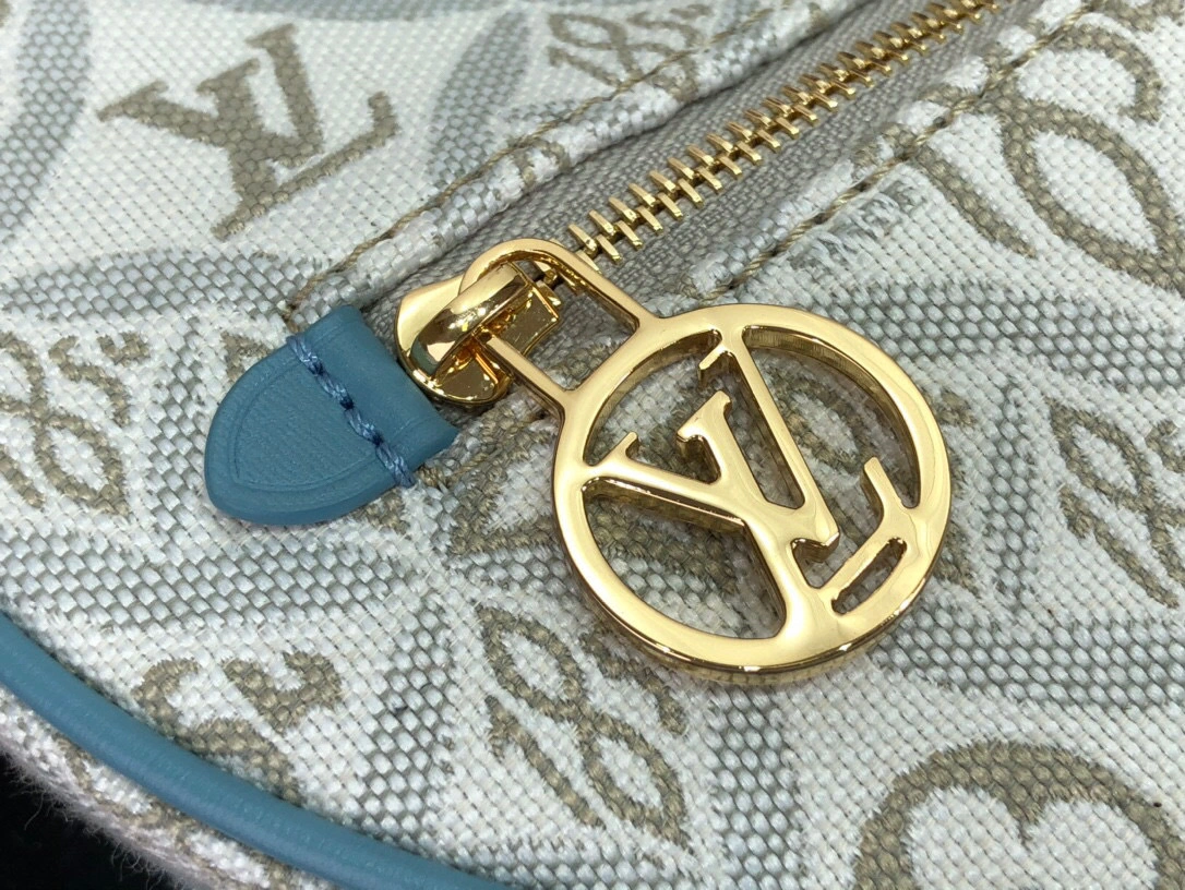 LOOP m81094 item:A-B063A0347X