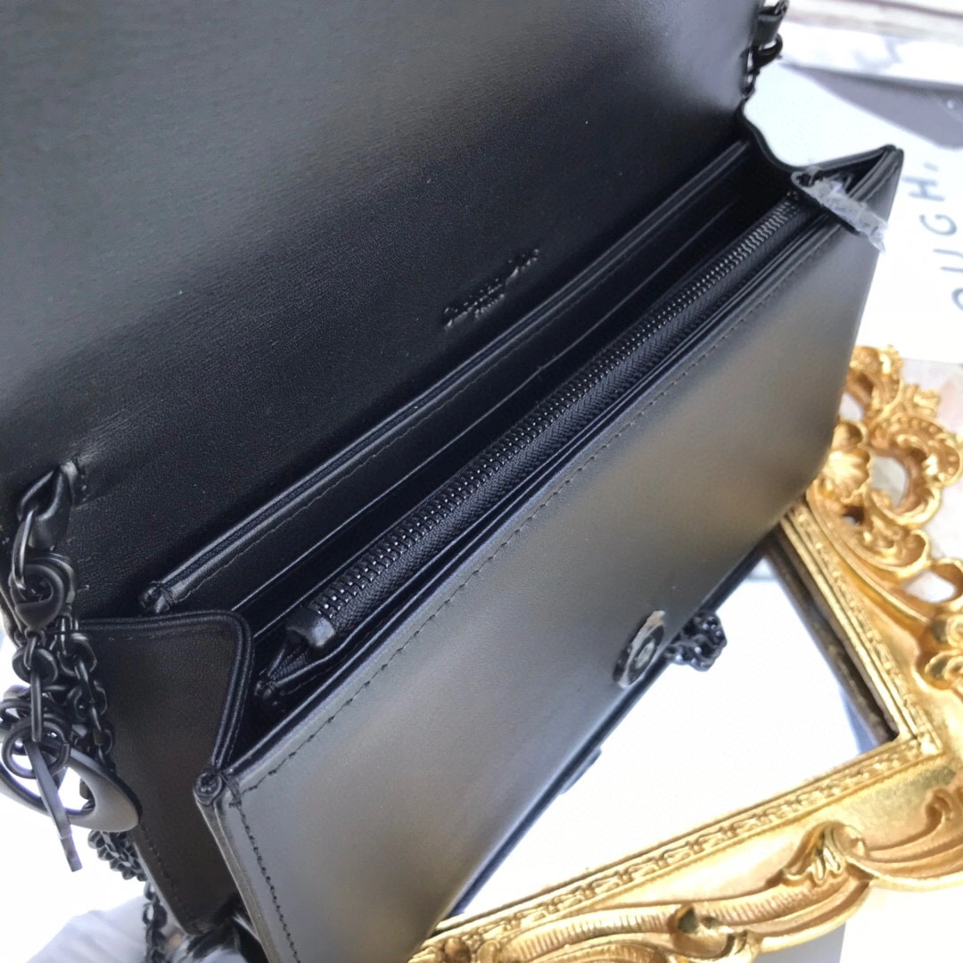 Lady Cowhide counters quality item : 046Y063B0700I0423