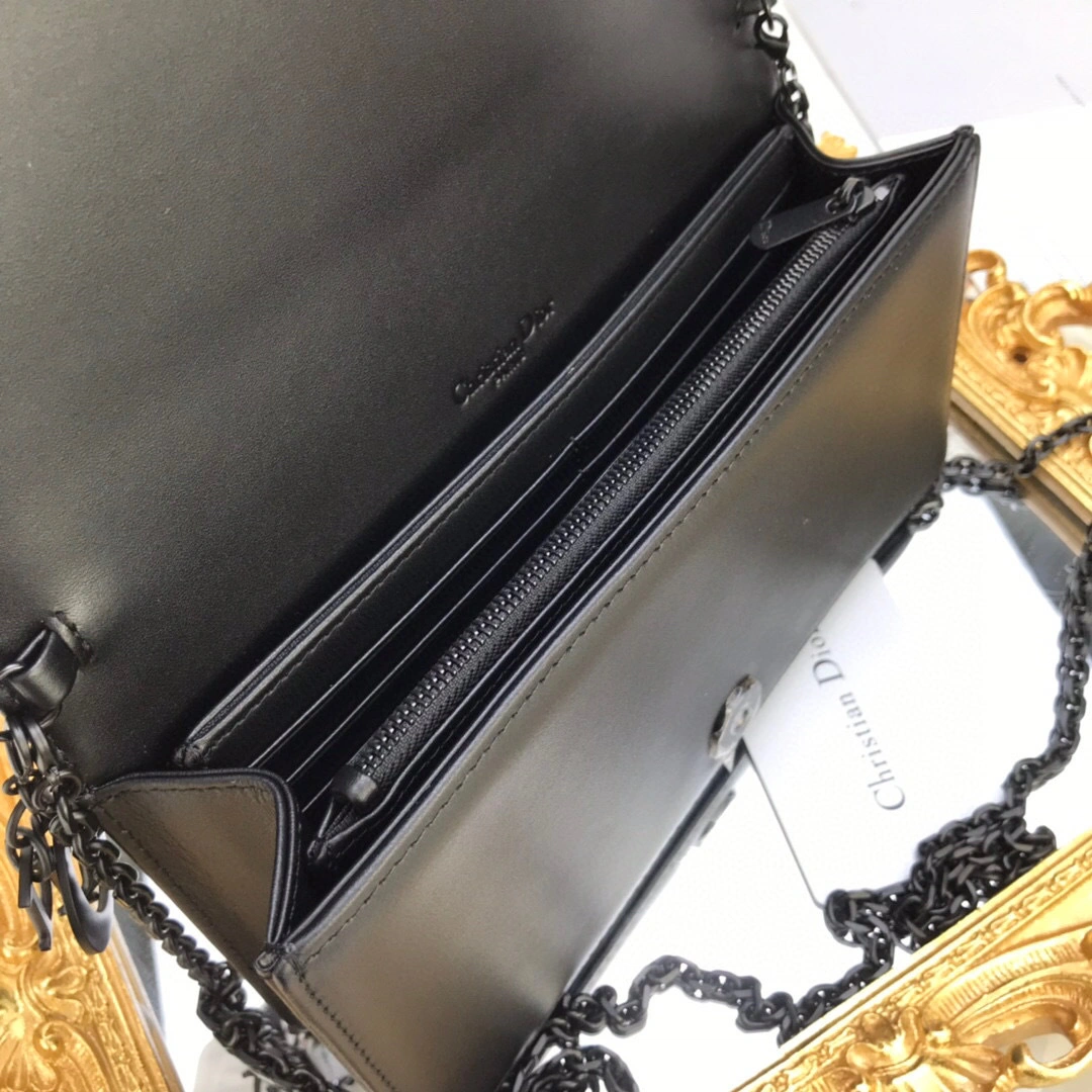 Lady Cowhide counters quality item : 046Y063B0700I0424