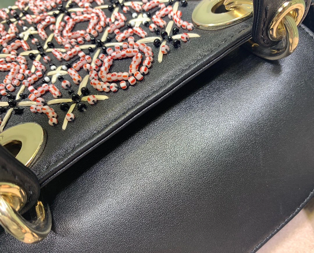 *Lady ，counters quality item : 046Y063B0000I0703