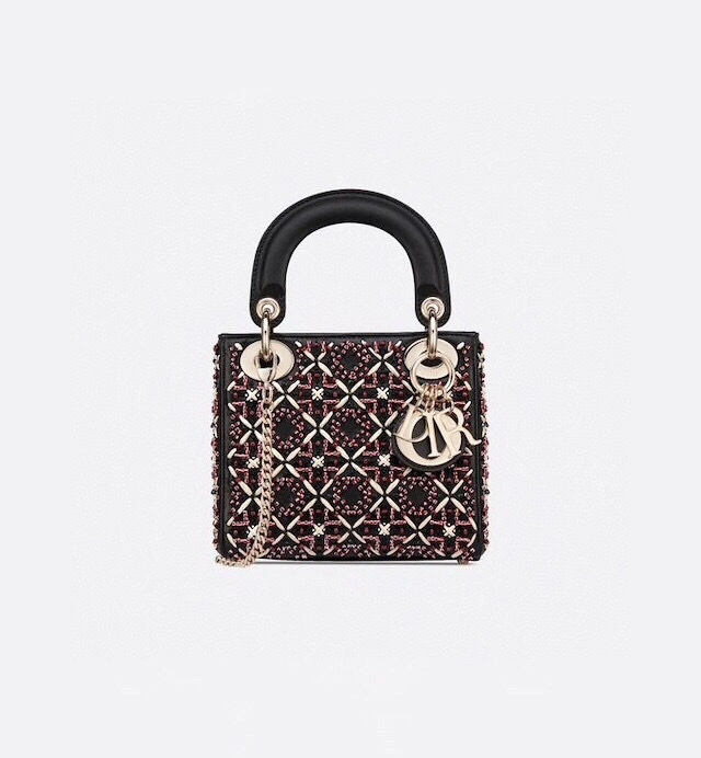 *Lady ，counters quality item : 046Y063B0000I0703