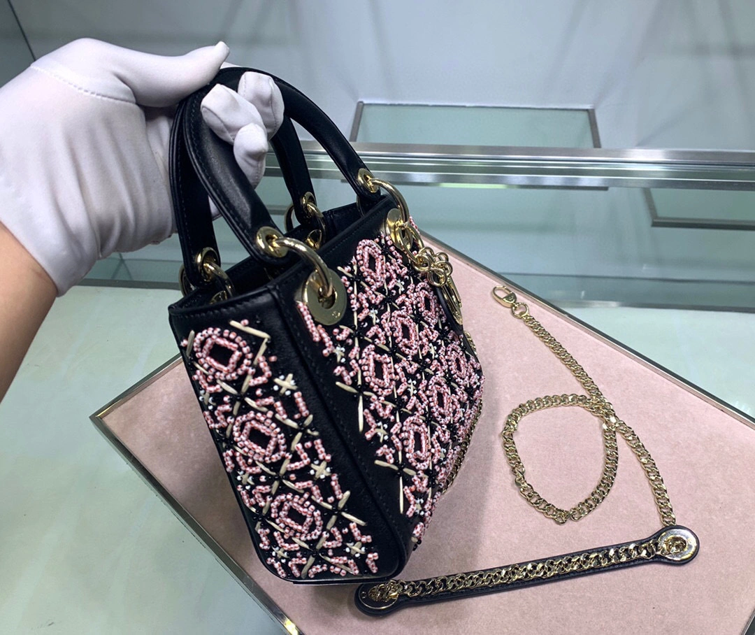 *Lady ，counters quality item : 046Y063B0000I0703