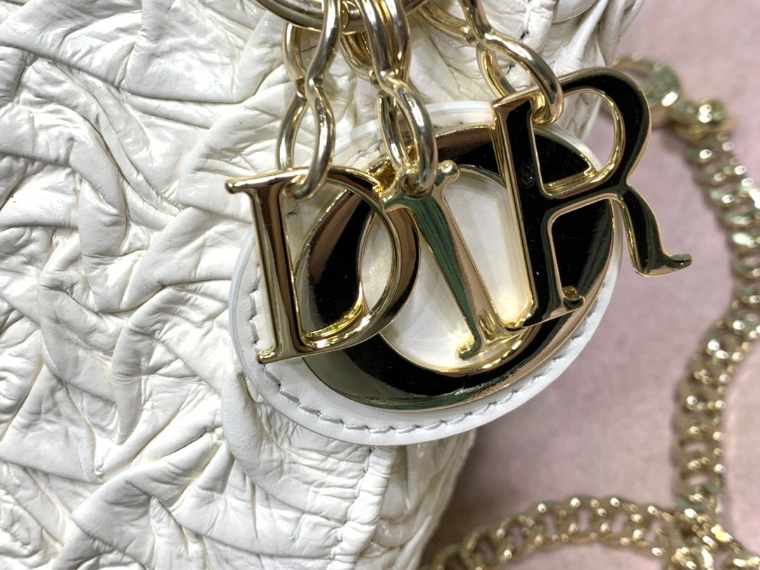 Lady counters quality item : 046Y063B0980I0721