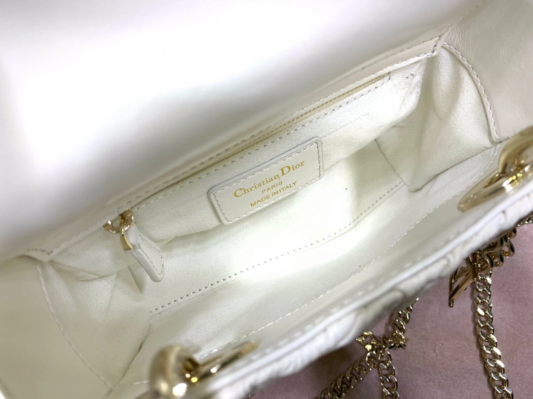 Lady counters quality item : 046Y063B0980I0721