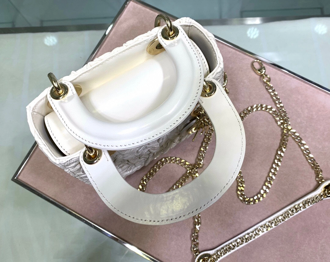 Lady counters quality item : 046Y063B0980I0721