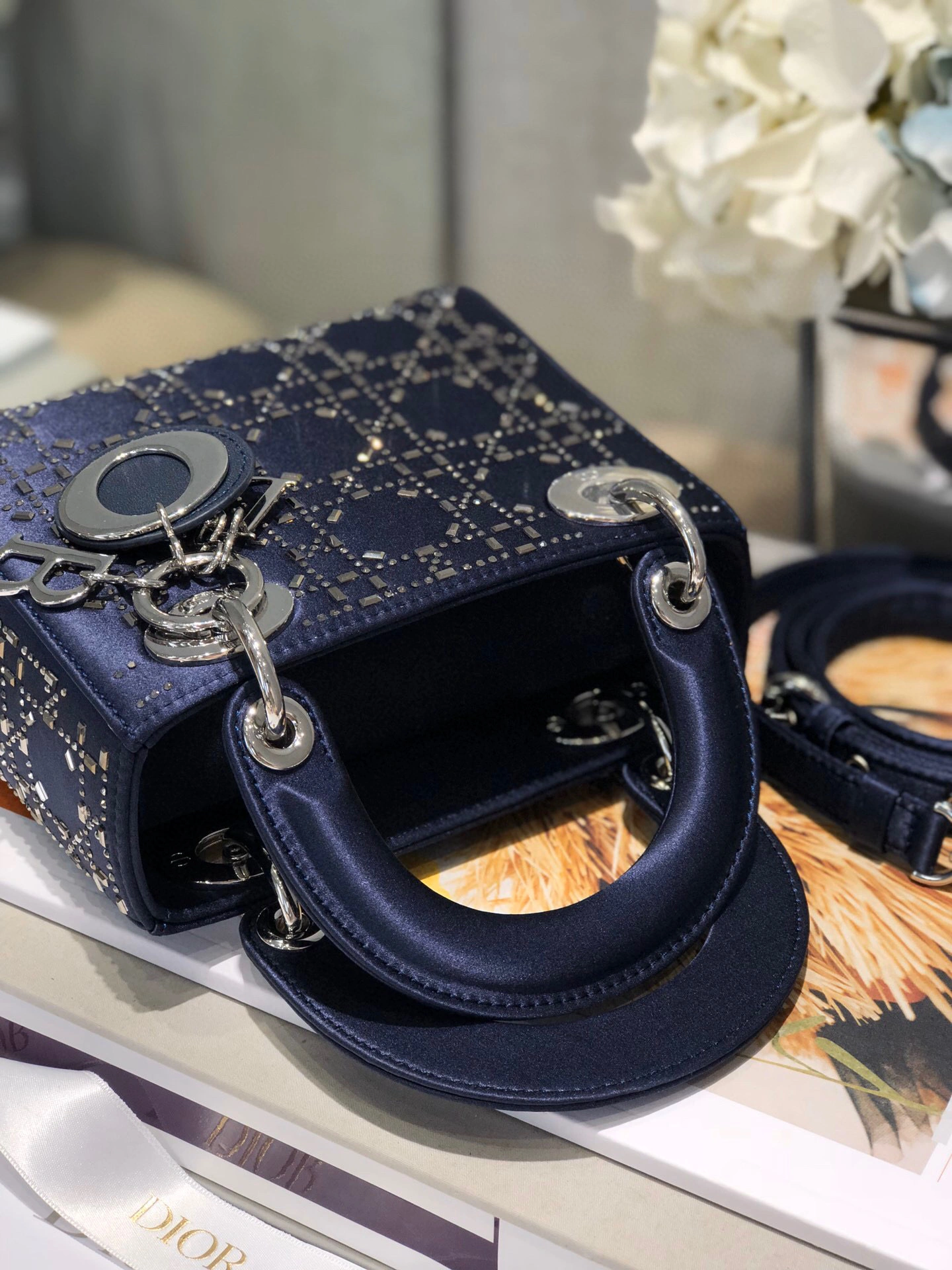 Lady mini ，counters quality item : 046Y063B0700I0433