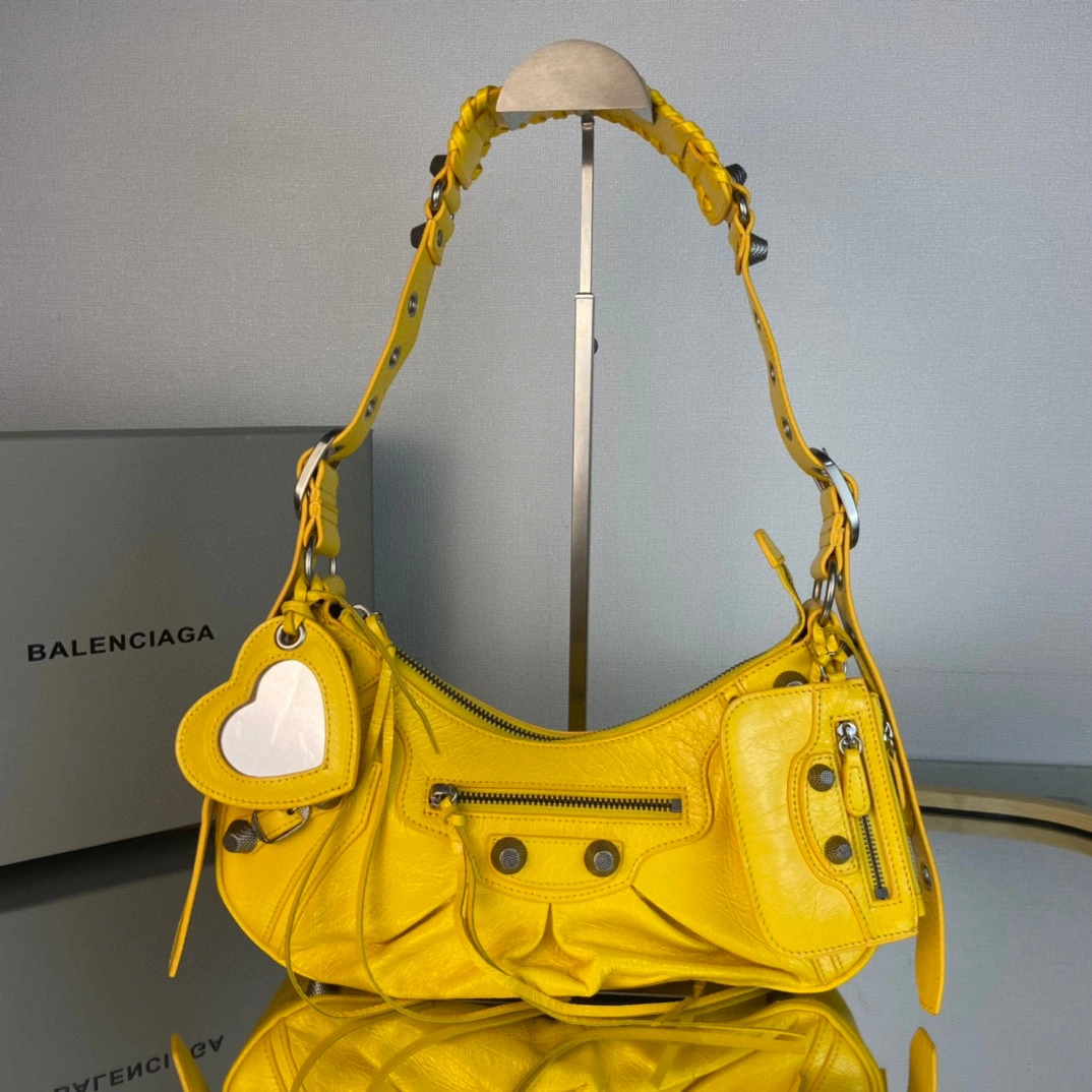 Le Cagole 3Colour item:B-B202A2417-3