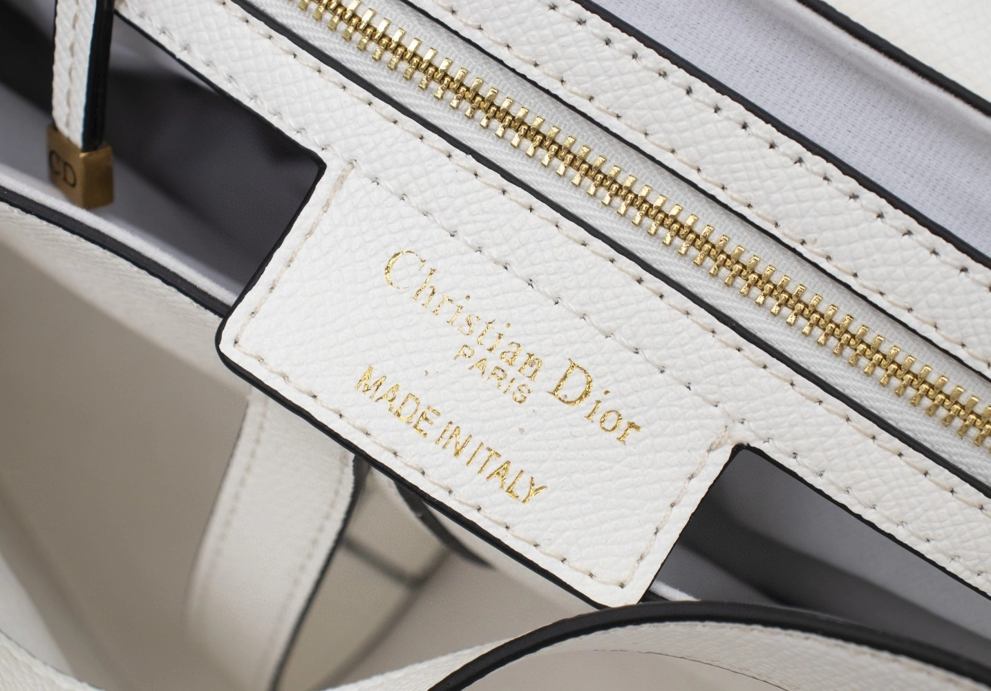 M0447 saddle item : BT-B225C1860