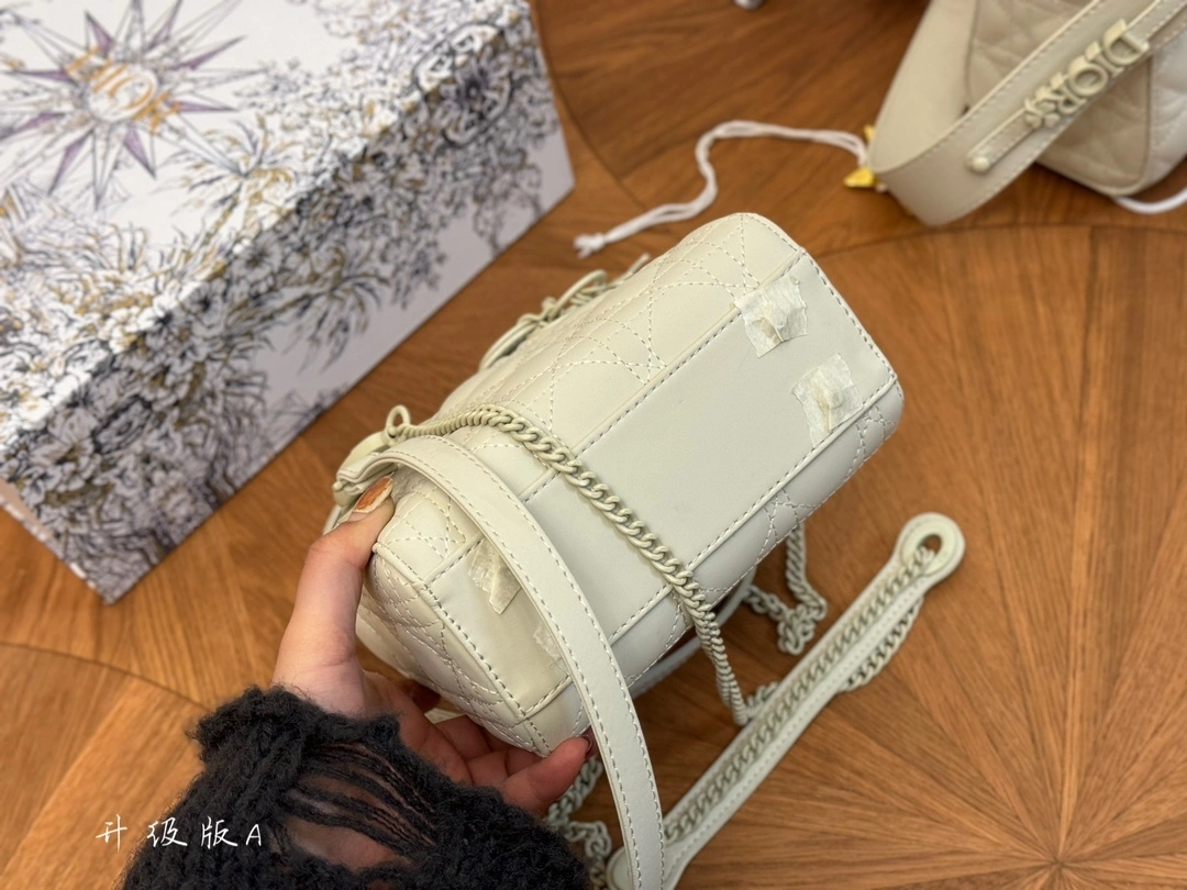 &M0505ILOI-M030 item:DT-B264A0198
