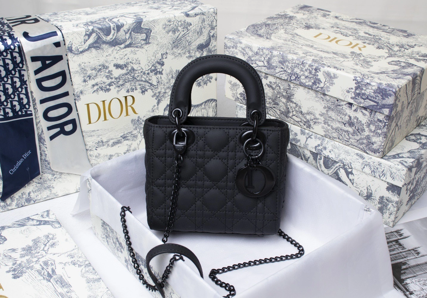 M0505SLOI Calfskin item : BT-B019C0422