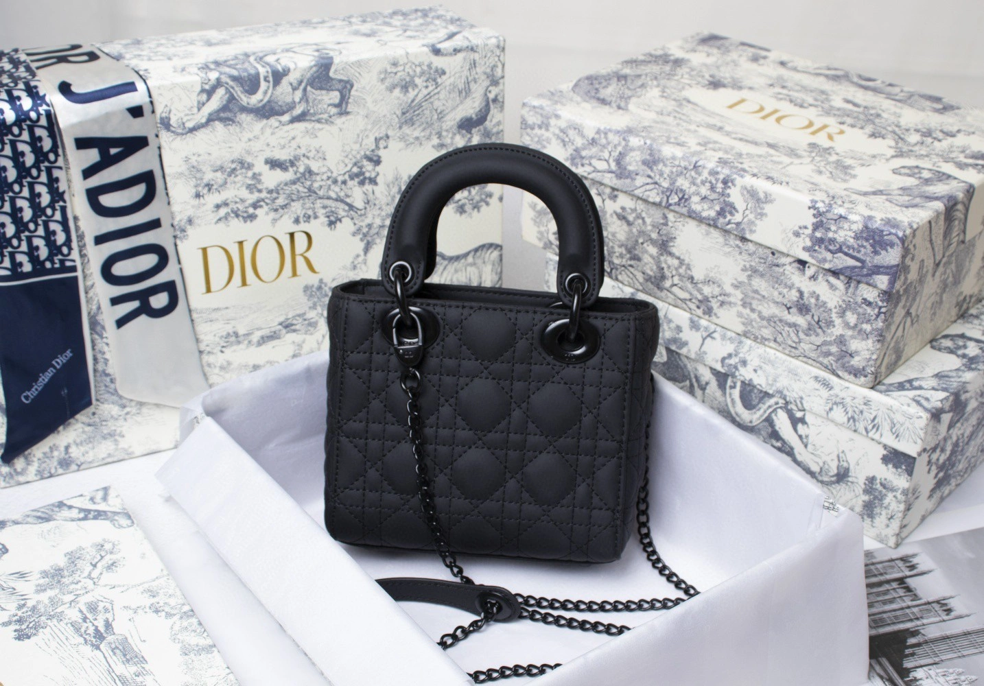 M0505SLOI Calfskin item : BT-B019C0422