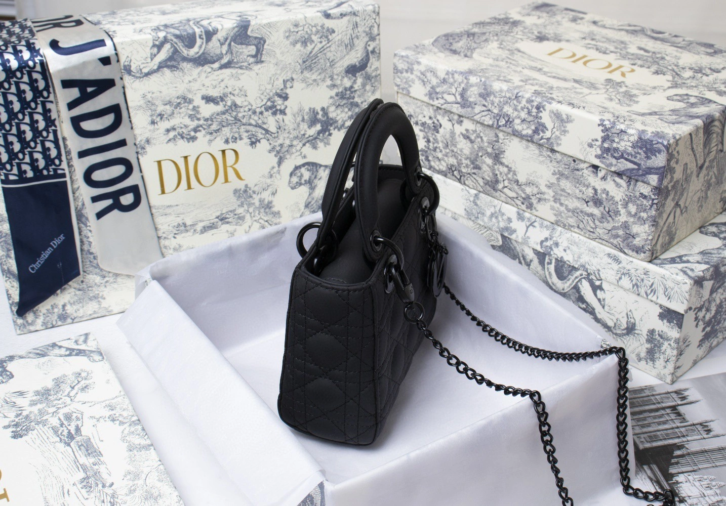 M0505SLOI Calfskin item : BT-B019C0422