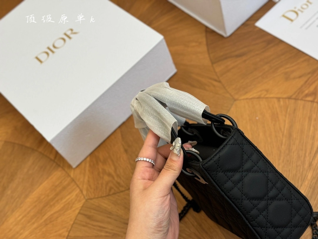 &M0505SLOI-M989 M0538SLOI_M989 Calfskin item:DT-B264C2774