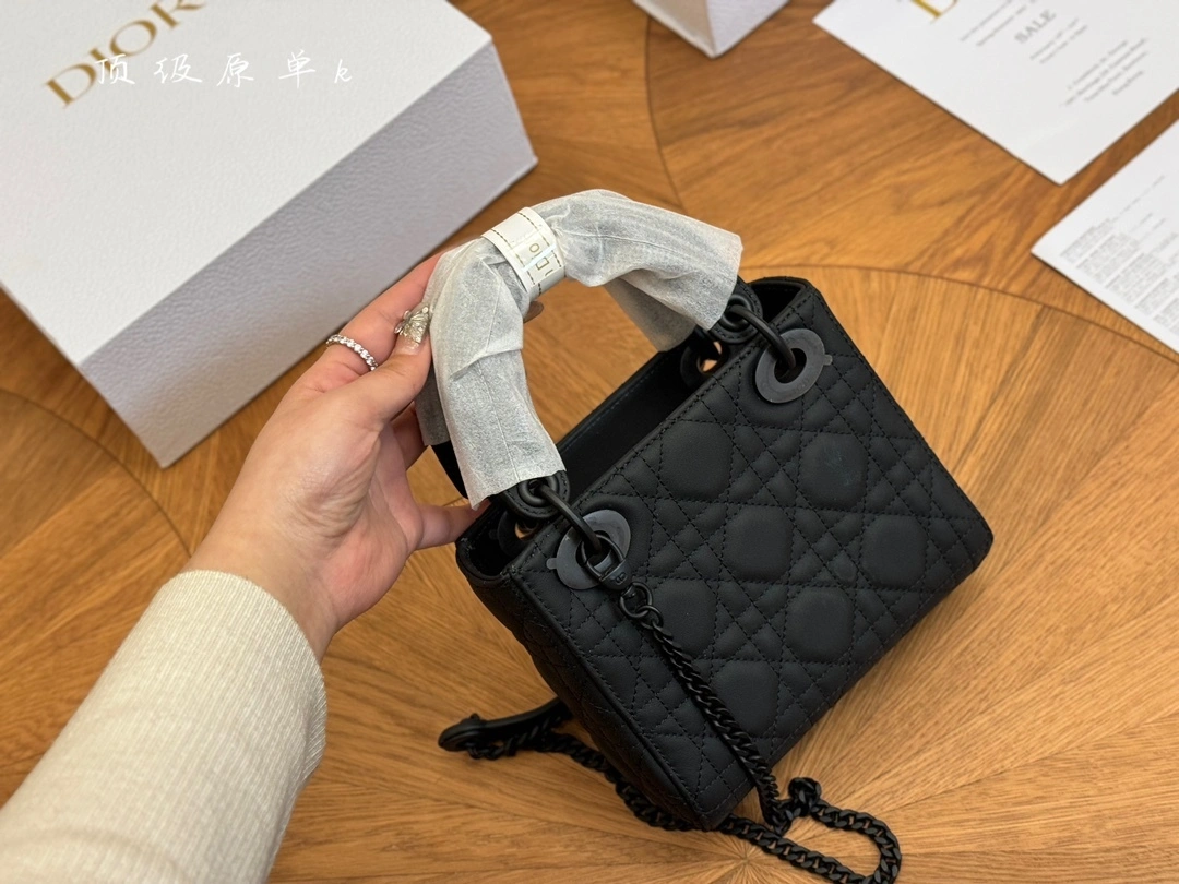 &M0505SLOI-M989 M0538SLOI_M989 Calfskin item:DT-B264C2774