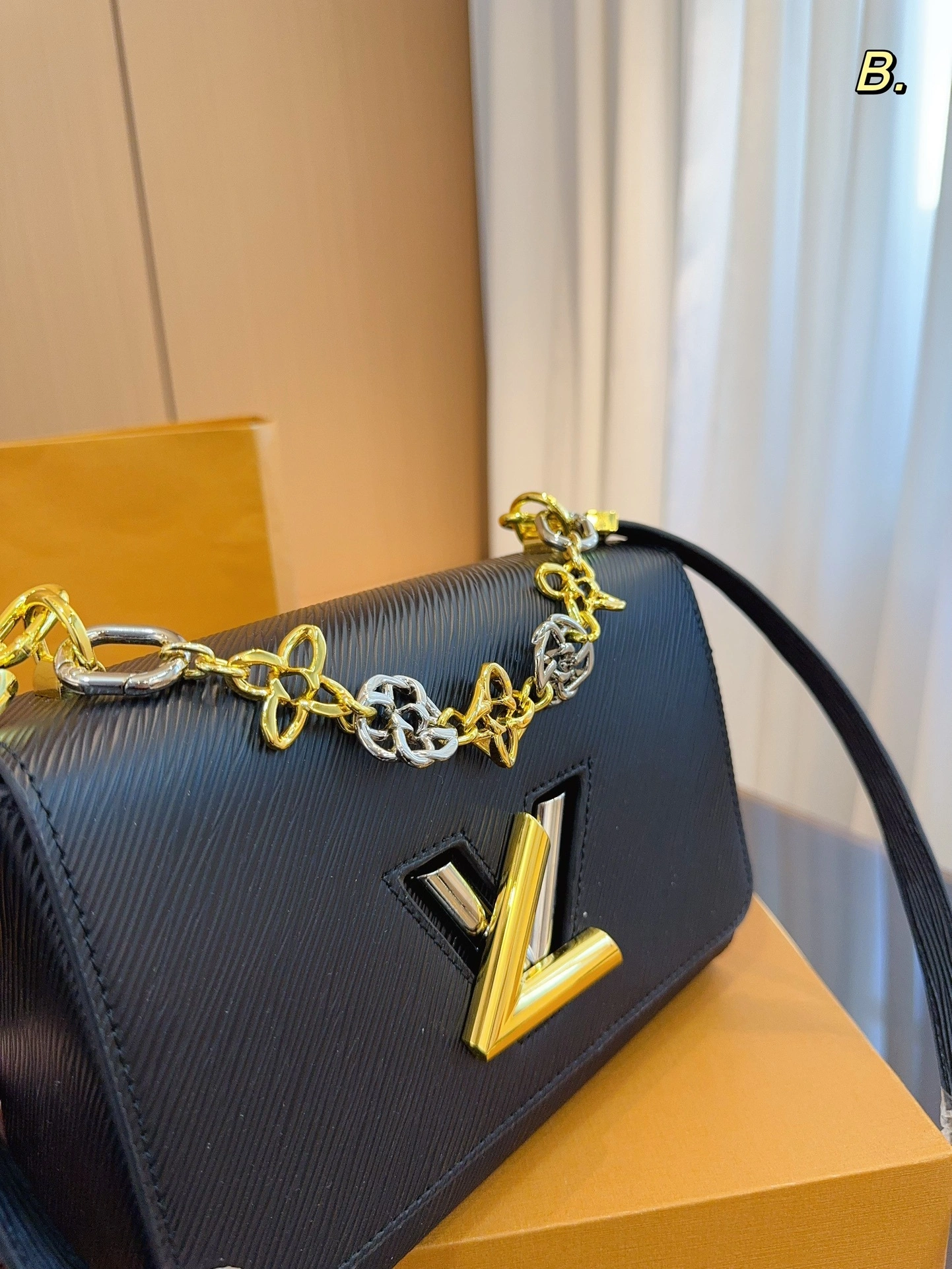 M22773 item:DT-BA0217
