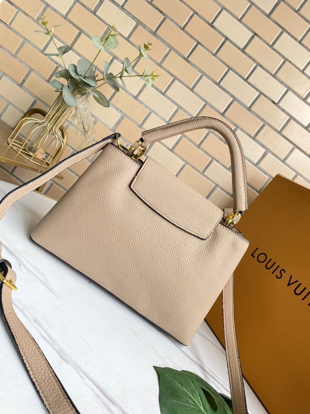 M42253 CAPUCINES item : AT-B225L0334L