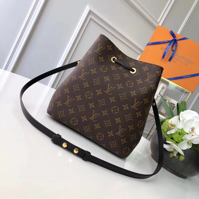 M44020， item : 046G106B0450G2826