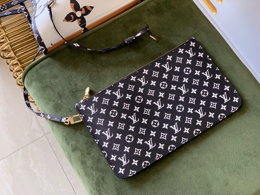 M44716 item : 046Y180B0500G0522