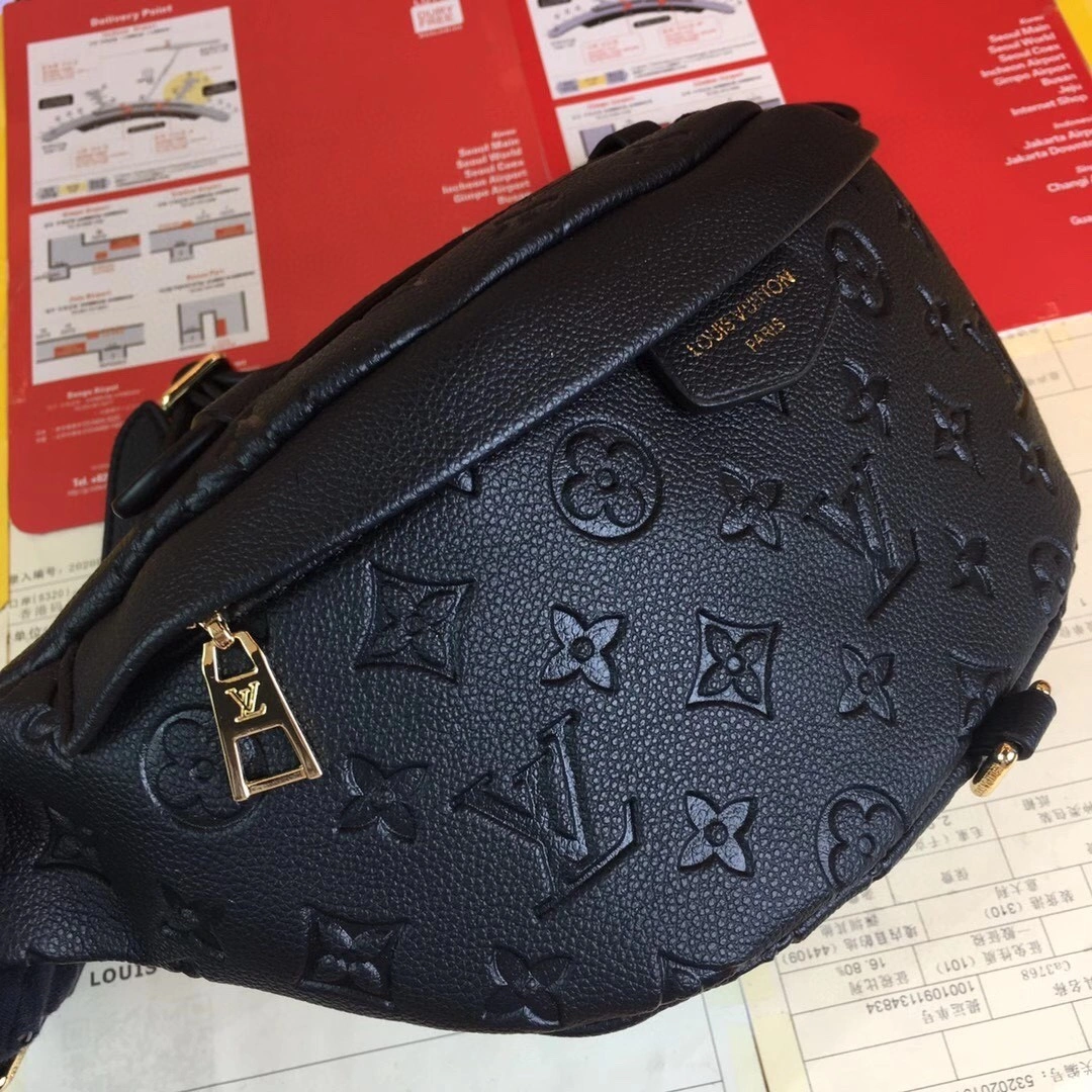 M44812 BUMBAG item : AT-B225L0122L