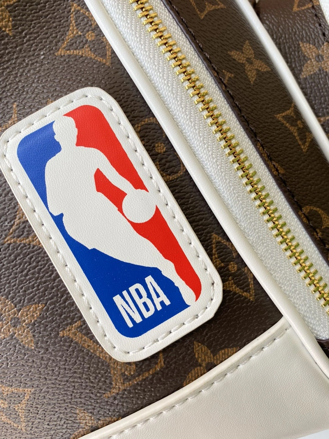&M45581 NBA item : BT-B225D0822W
