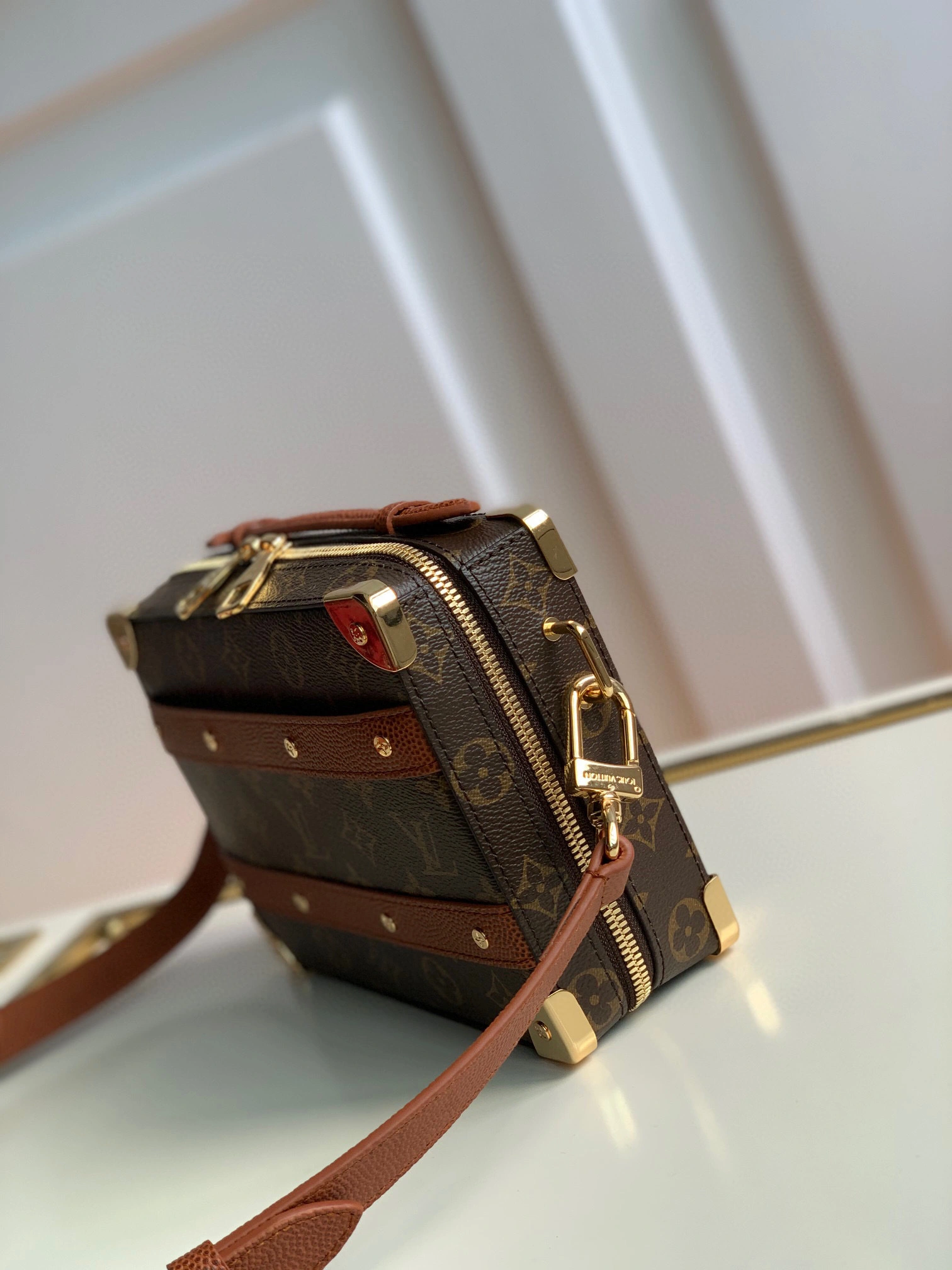 M45785 item:B-B000B2402