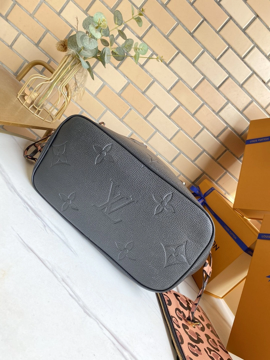M45856 NEVERFULL item : AT-B225L0430L