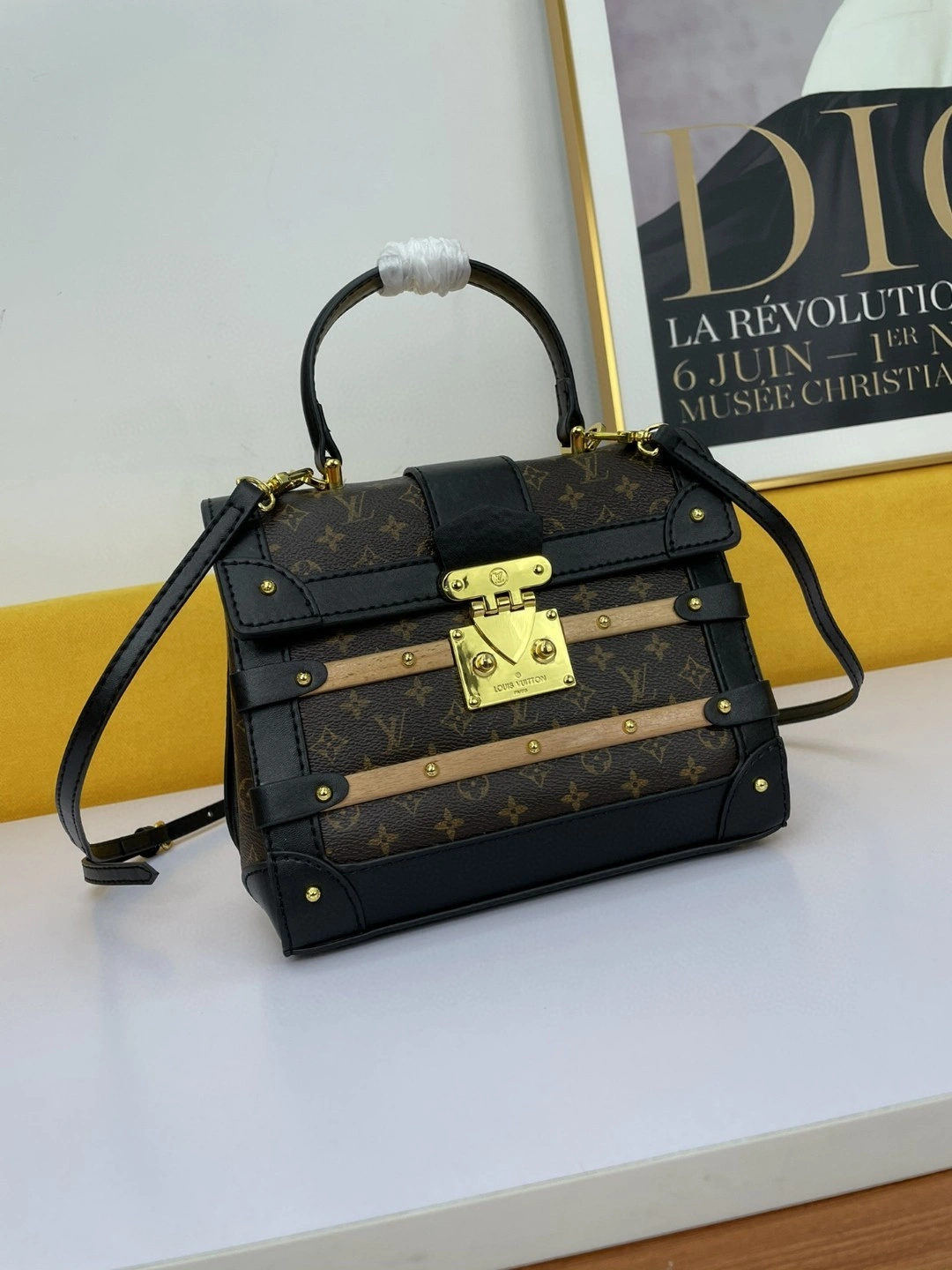 M45908 Trianon item : AT-B225K3024L