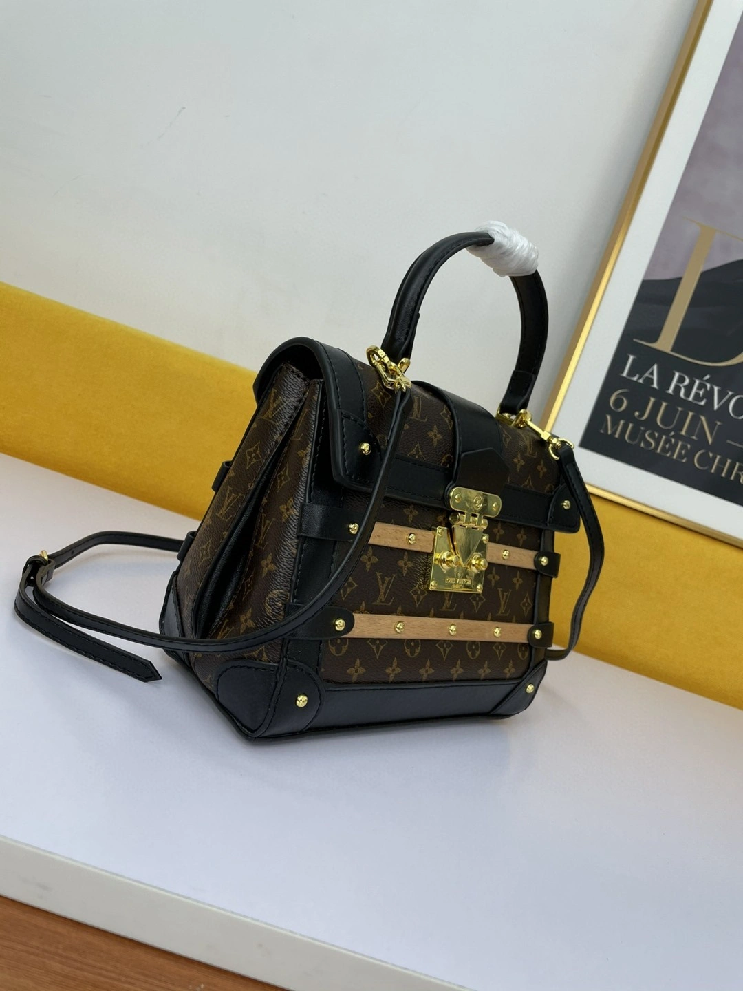 M45908 Trianon item : AT-B225K3024L