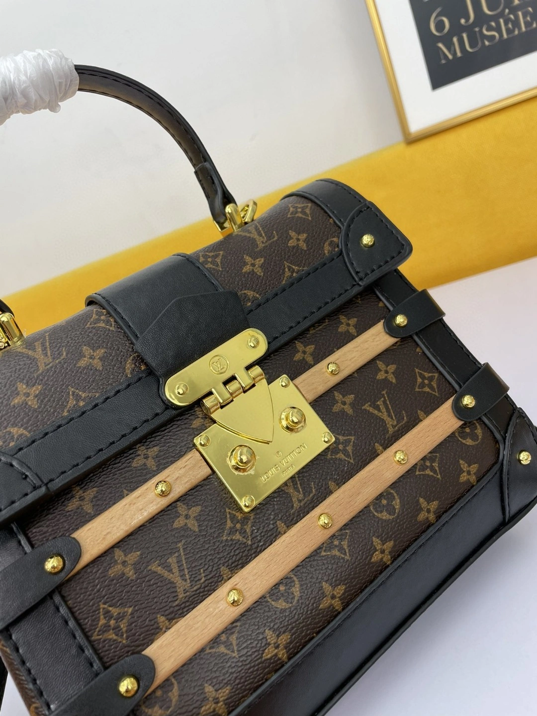 M45908 Trianon item : AT-B225K3024L