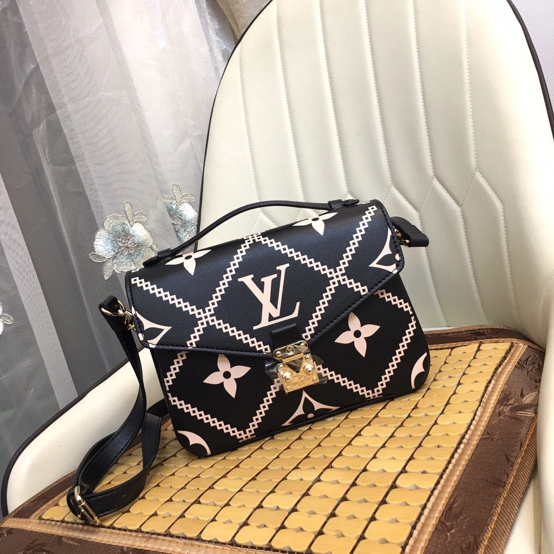 M46028 Pochette Metis item : BT-B225D0832W
